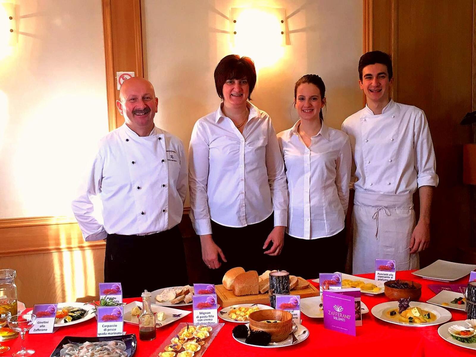 Hotel Ristorante Sagittario フェルトレ エクステリア 写真